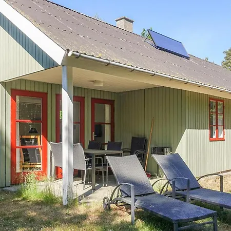 Cozy In Aakirkeby With Wifi Vester Somarken