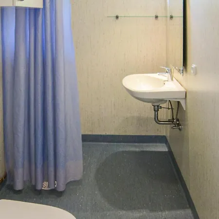 Semesterbostad Cozy In Aakirkeby With Wifi *